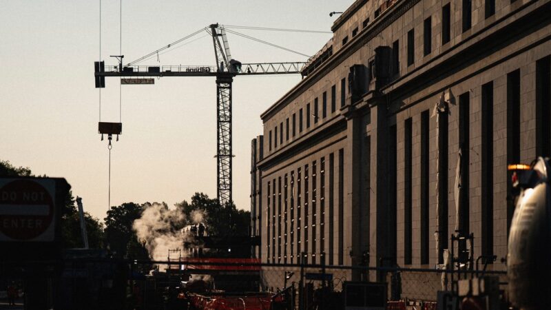 The Markets Won’t Save the Fed From Trump