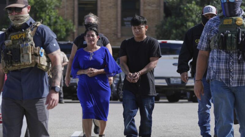 El alto costo de las deportaciones masivas de Trump genera preguntas en el Congreso