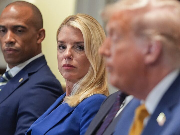 Trump deletes post demanding Bondi prosecute Comey, Schiff, James