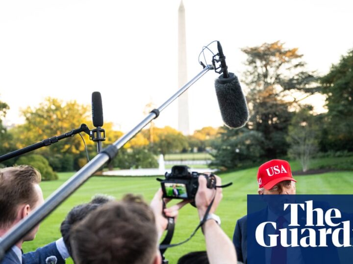Trump news at a glance: Democrats say administration refusing shutdown talks as president repeats threat of firings | Trump administration