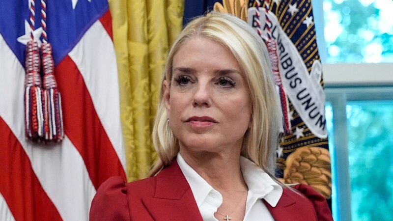 Bondi says Pritzker should be ‘begging’ Trump for Chicago crime help
