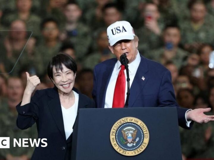 Trump’s Asia tour sees deals, knee-bending and a revealing Xi meeting