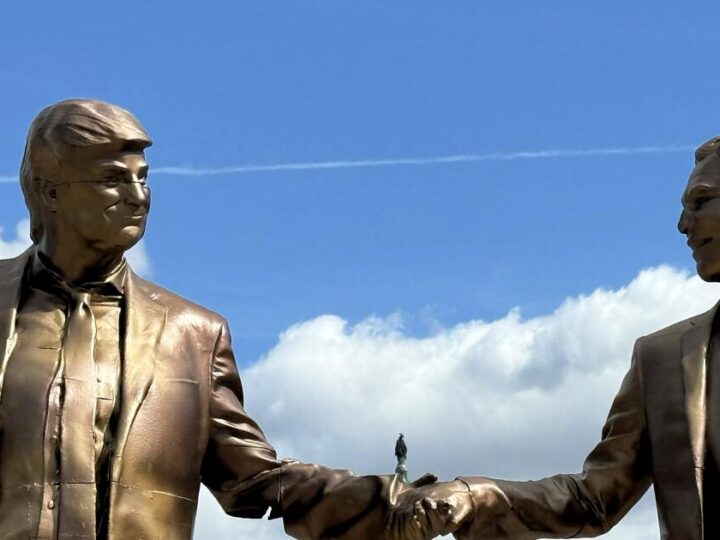 Trump-Epstein statue is back up on the National Mall after removal