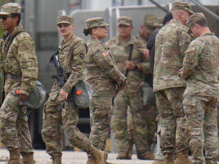 Court rethinks ruling that bolstered Trump’s authority over troops