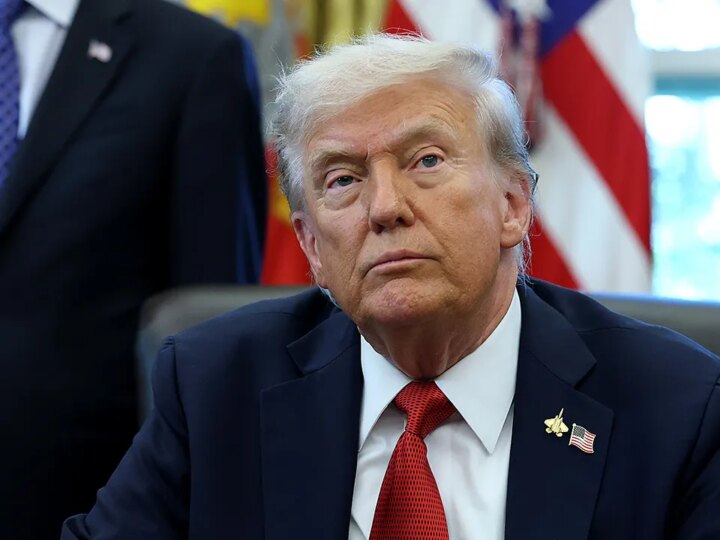 Trump bypasses Congress to pay troops during ongoing government shutdown
