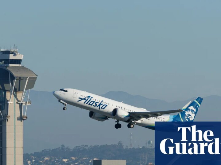 Trump news at a glance: administration reduces US flights as shutdown stretches on | Trump administration