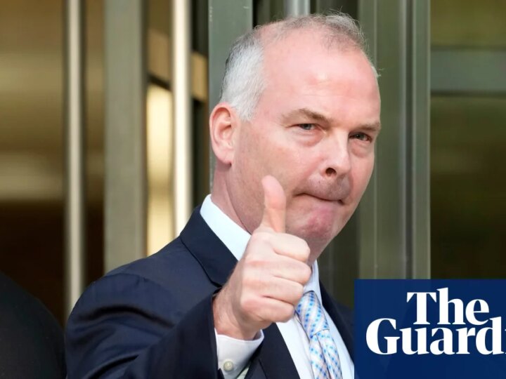 Trump pardons former New York cop convicted of helping Beijing harass Chinese expatriate | Donald Trump