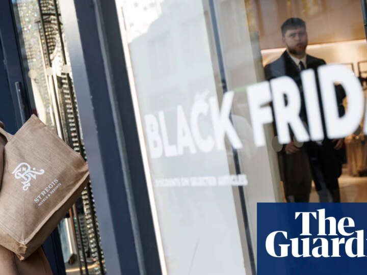 People in the US: how are your holiday shopping plans being affected by Trump’s tariffs and the cost of living? | Black Friday