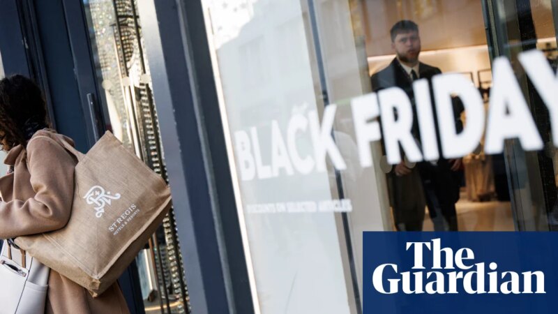 People in the US: how are your holiday shopping plans being affected by Trump’s tariffs and the cost of living? | Black Friday