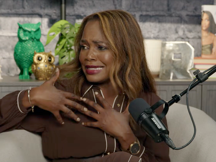 Podcaster challenges KJP claim that broken White House refers to Trump