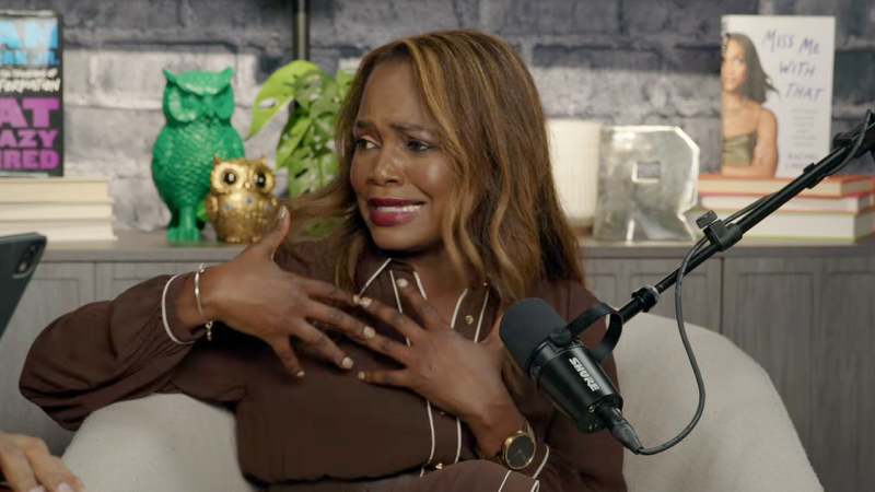 Podcaster challenges KJP claim that broken White House refers to Trump