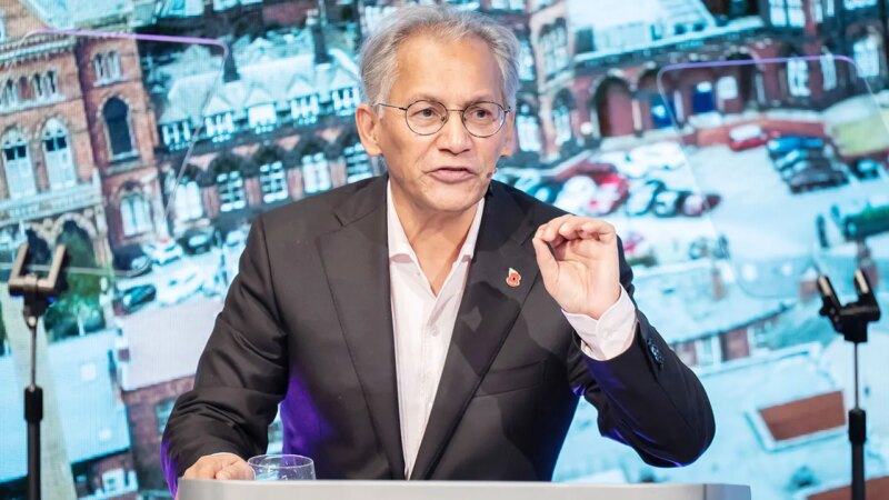 BBC chair tells staffers it plans to fight any lawsuit brought by Trump