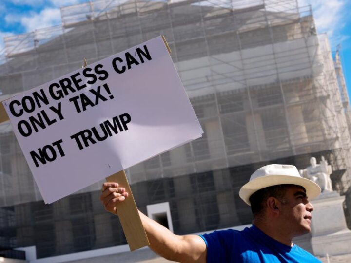 Trump’s worldwide tariffs run into sharp skepticism at the Supreme Court