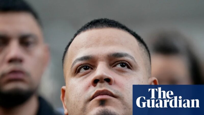 Kilmar Ábrego García released from ICE custody in fight over Trump immigration | Kilmar Ábrego García