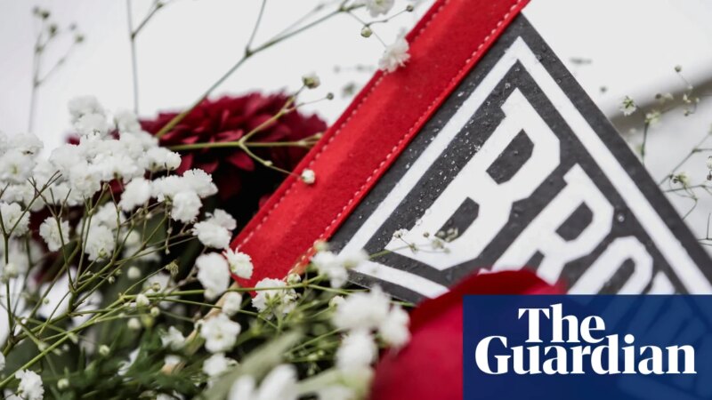 Trump news at a glance: president pays tribute to Brown University shooting victims amid calls for gun control | Trump administration