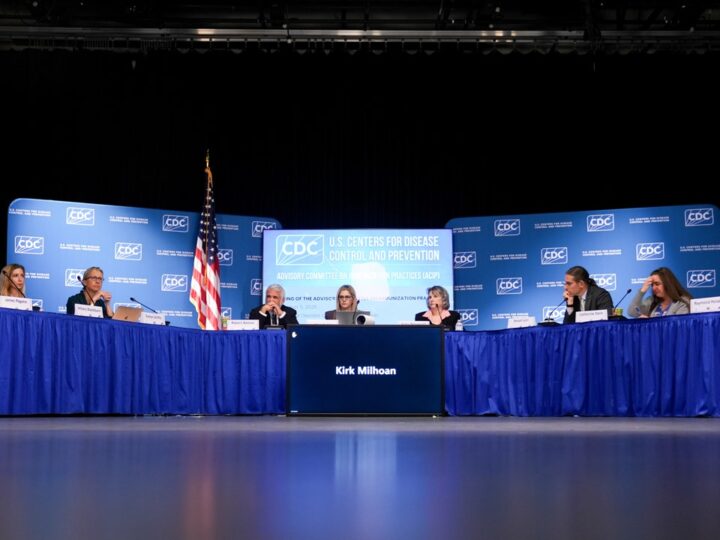 Trump signs presidential memorandum for review of childhood vaccine schedule