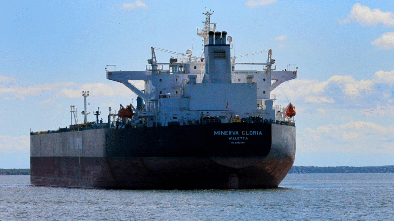 Trump Coast Guard pursues sanctioned oil tanker near Venezuela