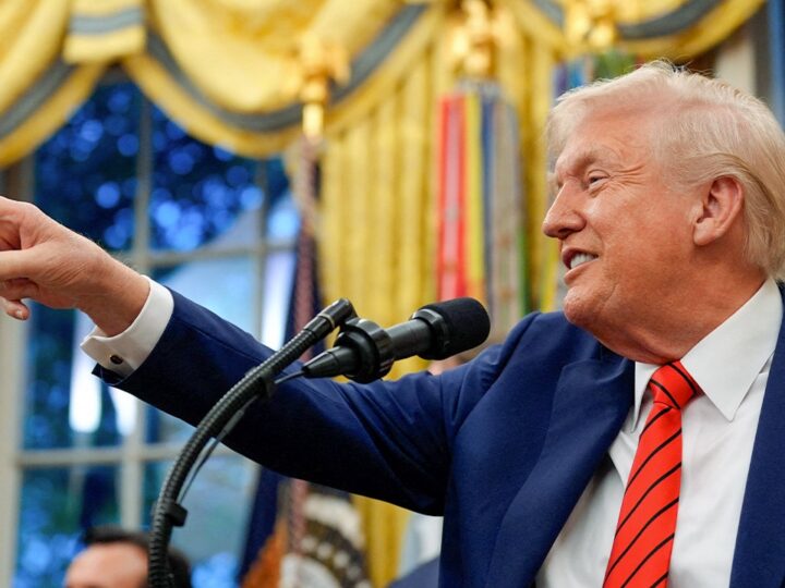 Trump pressures Indiana GOP senators to pass new redistricting map