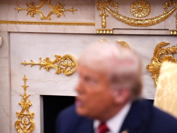 Column: A lump of coal for Trump, a governor focused on California and other Christmas wishes