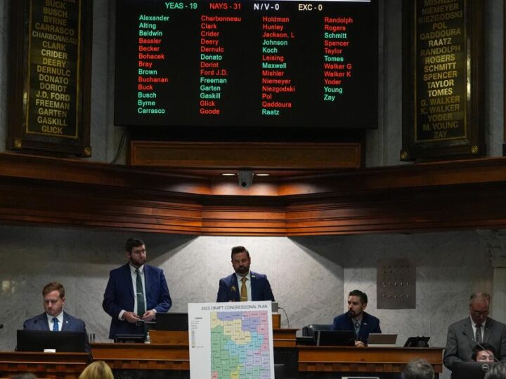 Indiana Republicans defy Trump, nix congressional redistricting plan