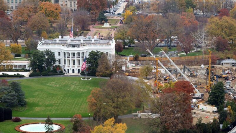 Trump replaces architect to lead $300-million White House ballroom design