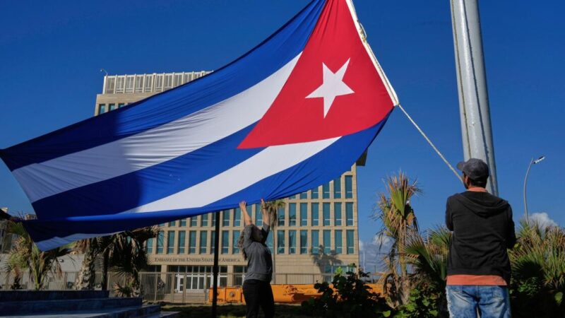 Trump’s Cuba oil tariff threat creates new diplomatic challenge for Mexico’s Sheinbaum