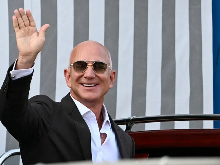 Bezos focused on surviving Trump over saving Washington Post, ex-staffer says