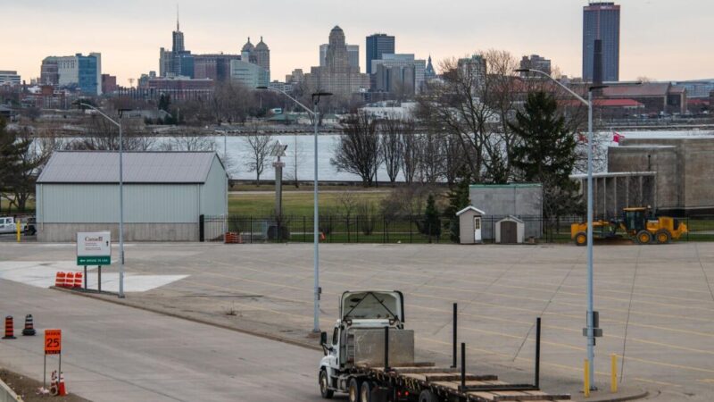 Trump privately weighs quitting USMCA trade pact he signed